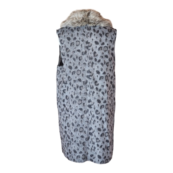 Jolt Leopard Print Wool Blend Vest, Faux Fur Collar, Size L – Chic & Cozy Layer - Picture 5 of 12